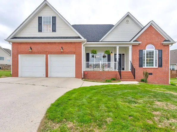 200 Hunting Ridge Cir, Rock Spring, GA 30739