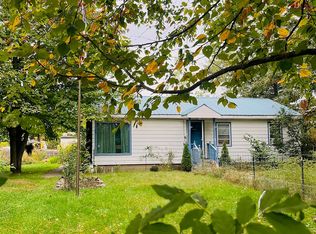 6 Murray Ave, Queensbury, NY 12804