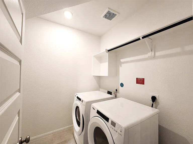 10714 Cliffs View Dr — Photo 15