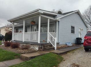 729 Howard St, Shelbyville, IN 46176