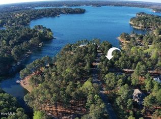 116 Phillips Dr, West End, NC 27376