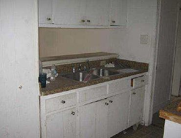 3rd image of 5922 Magnes Ln