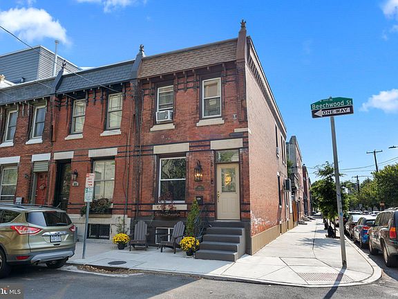 3rd image of 801 N Beechwood St