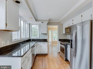 6003 Saddle Horse Pl, Fairfax, VA 22030
