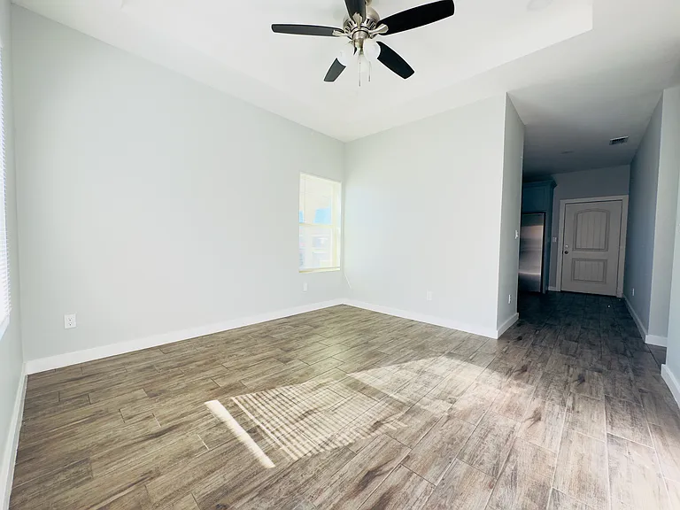 912 W Kohala Ave #2 — Photo 15