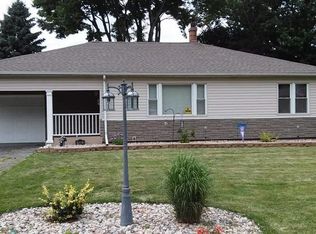 1125 S Schmidt Ave, Peoria, IL 61605