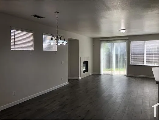 7609 Damascas Dr — Photo 3