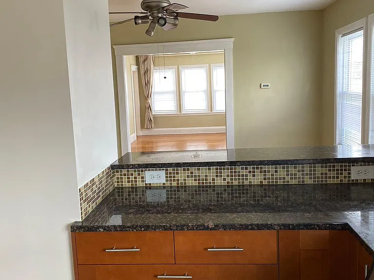 522 Riverside Ave — Photo 11