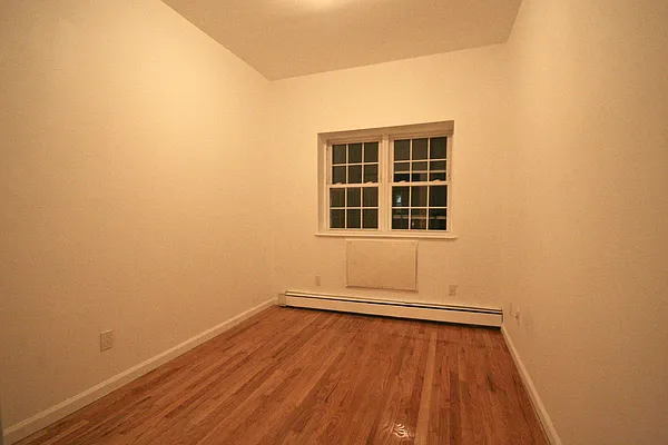 Rented by Rental Solutions Inc | media 22