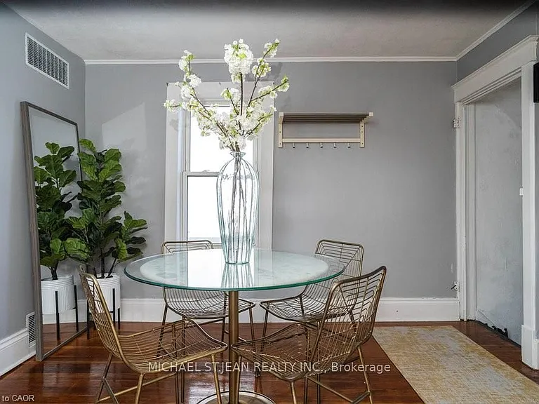 638 Concession St #2 — Photo 9