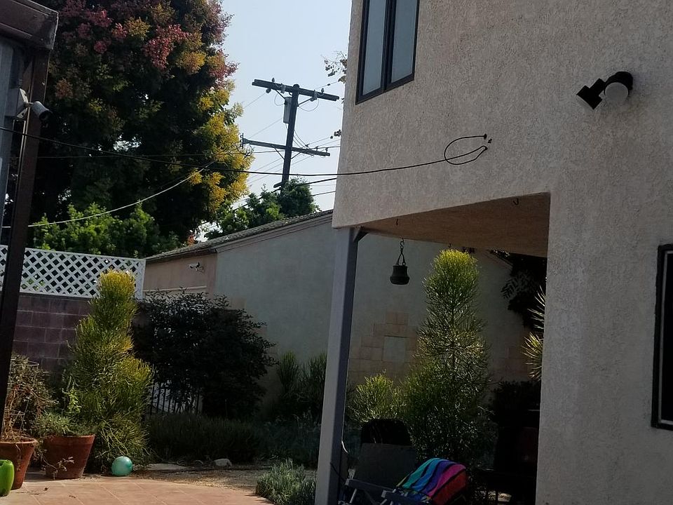 1st image of 10810 Ashby Ave #G2