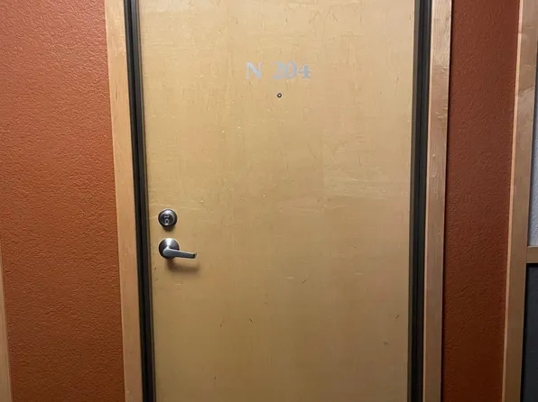 2530 1st Ave S #N204, Minneapolis, MN 55404