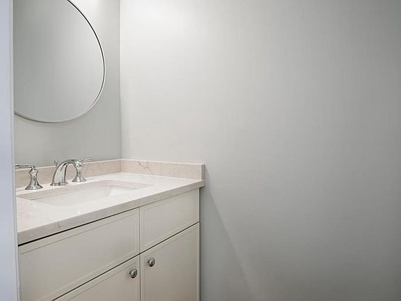 4th image of 731 Wynnewood Rd APT 2