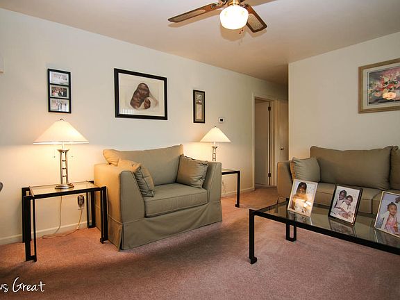 5th image of 3609 Wilmont Ave NW