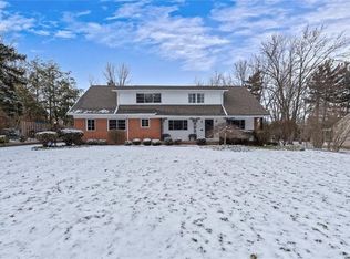 26023 N Woodland Rd, Beachwood, OH