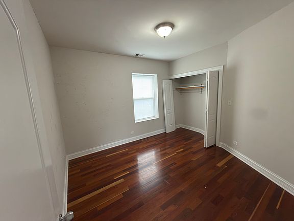 5th image of 7230 N Rogers Ave #3E