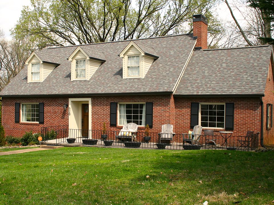 1st image of 320 Kingston Ct
