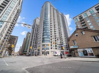 195 Besserer St #504, Ottawa, ON K1N 0B6