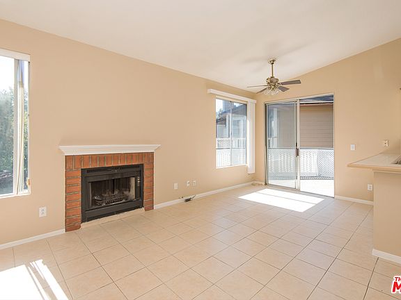 3rd image of 2438 Pleasant Way Unit H