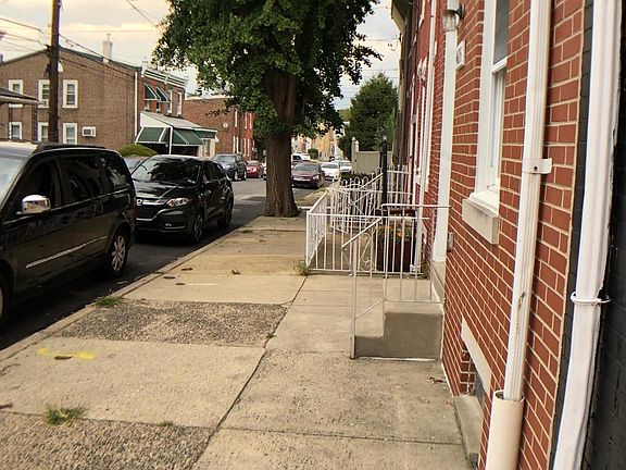 3rd image of 4633 Tackawanna St