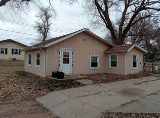 5716 Whitmore St, Omaha, NE 68152