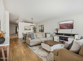 10361 E Oakbrook St, Tucson, AZ 85747