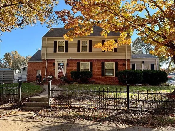 203 N Noyes Blvd, Saint Joseph, MO 64501