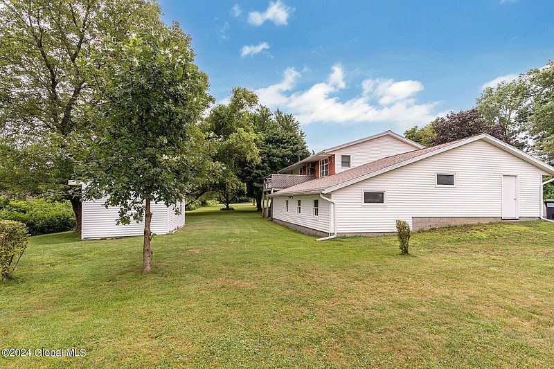5th image of 1098 Vley Road