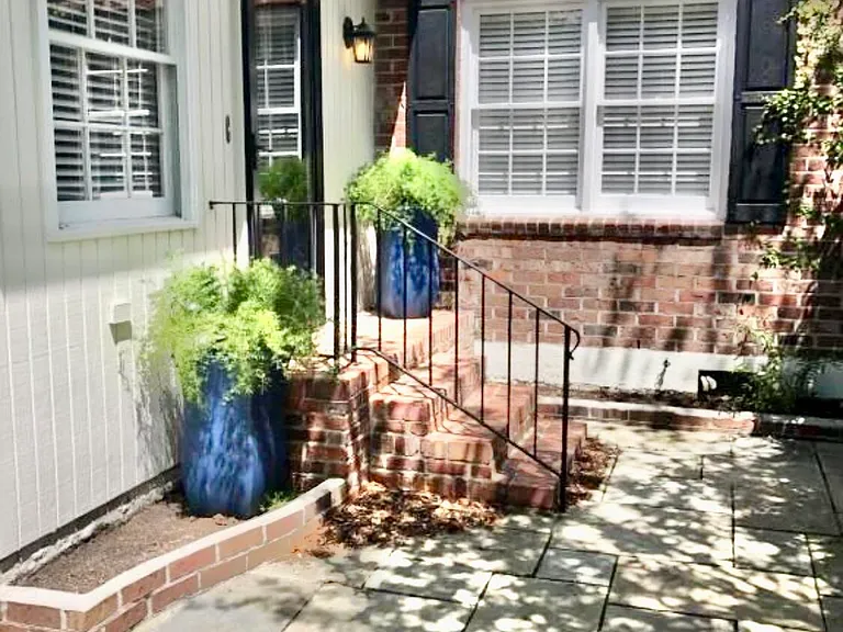 2 Poulnot Ln — Photo 2