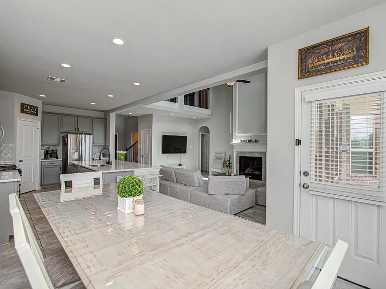 2202 Anzio Ct — Photo 17