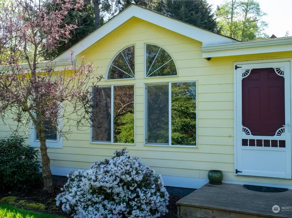106 Spruce St, Orcas Island, WA 98245