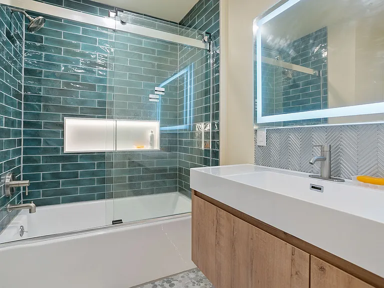 127 Marona St NE — Photo 14