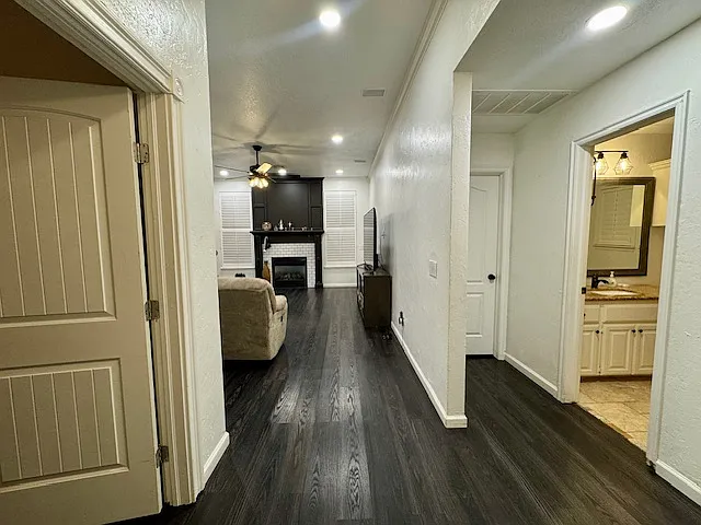 2900 Cimarron Dr — Photo 8