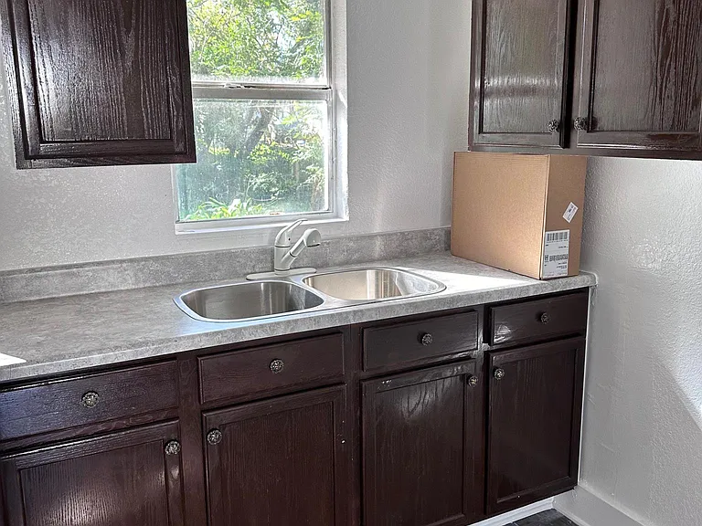 8638 Allamanda St — Photo 24