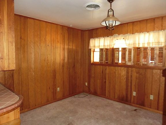 5th image of 1900 E Beverly Dr