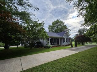 1185 Woodard Perry Rd, Ashland City, TN 37015