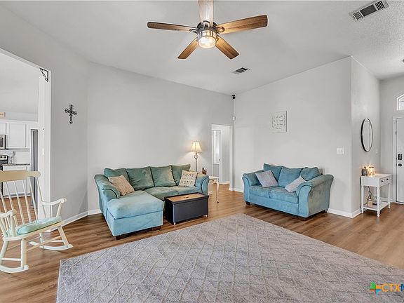 4th image of 4403 Esta Lee Ave