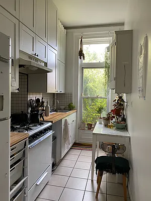 Rented by Compass | media 5