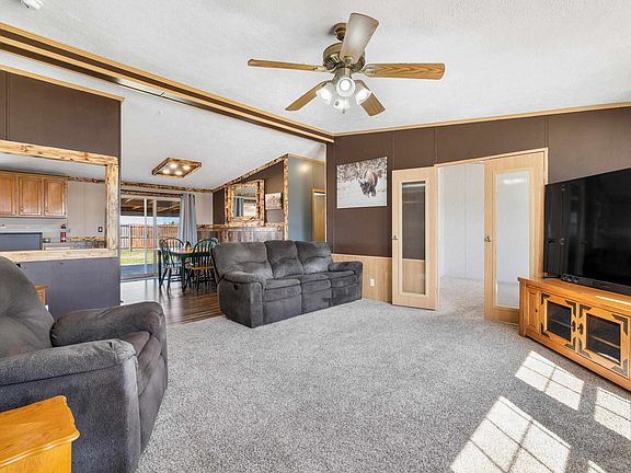 3rd image of 14768 Shetland Ln