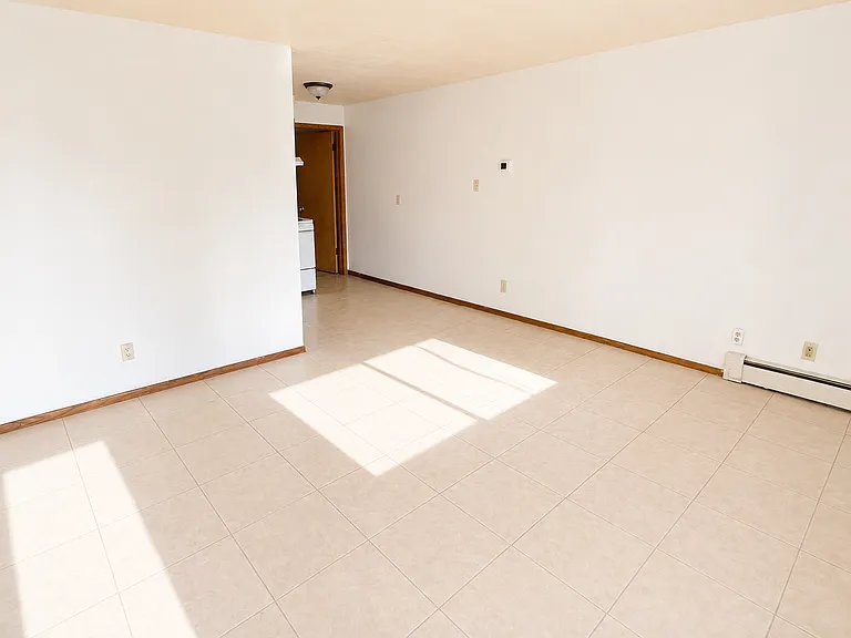535 N Main St — Photo 16