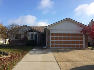 46764 Springhill Dr, Shelby Township, MI 48317