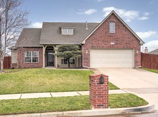1510 W Vicksburg Pl S, Broken Arrow, OK 74011