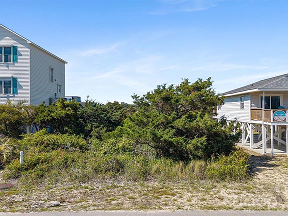 4th image of 1714 W Dolphin Dr