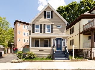 120 Crescent Ave, Revere, MA 02151