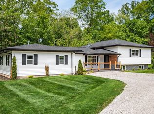 3185 Corvus Dr, Zanesville, OH 43701