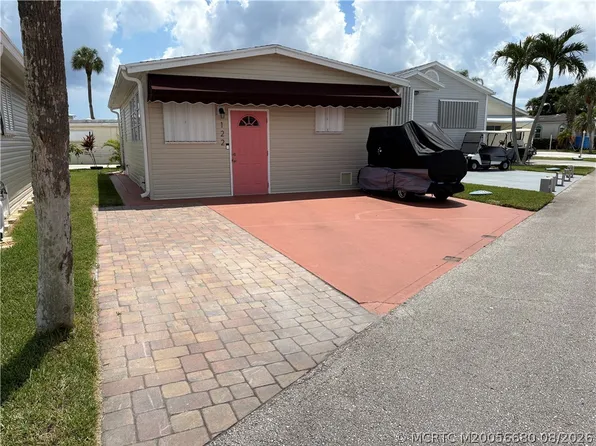 122 Nettles Blvd, Jensen Beach, FL 34957