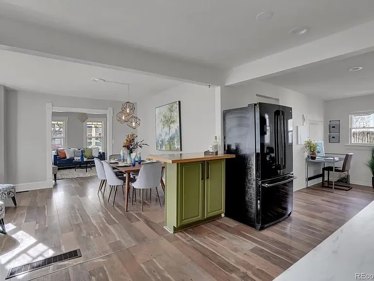 1120 W Colorado Ave — Photo 13