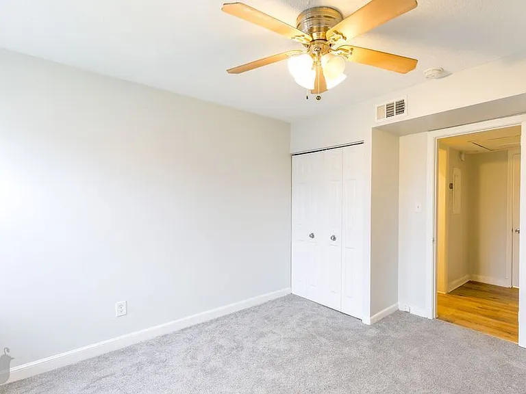2103 Suitland Ter SE #201 — Photo 21