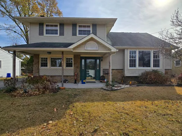 33 Fairmount Dr, Glassboro, NJ 08028