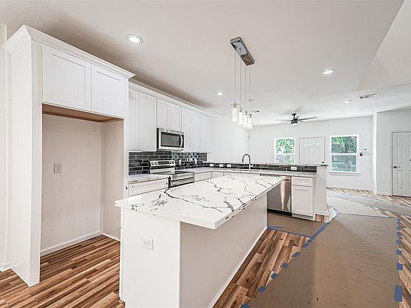 5th image of 5317 Chennault Rd Unit A